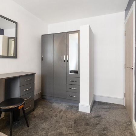 Whiskawaystays - Foregate Street - Apartment 4 Worcester Exterior photo