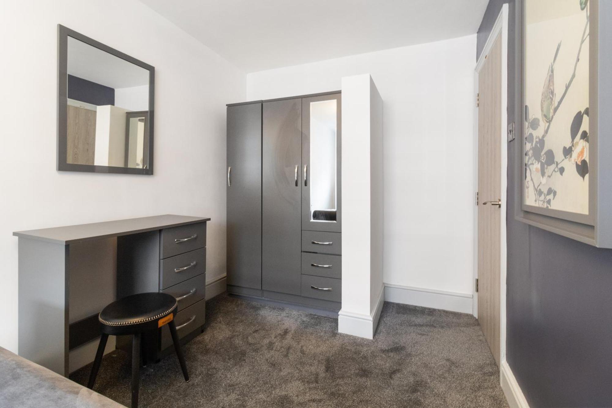 Whiskawaystays - Foregate Street - Apartment 4 Worcester Exterior photo